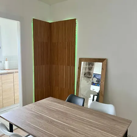 Jay Sweet Home - Contactless Delivery Keys Meaux Buitenkant foto